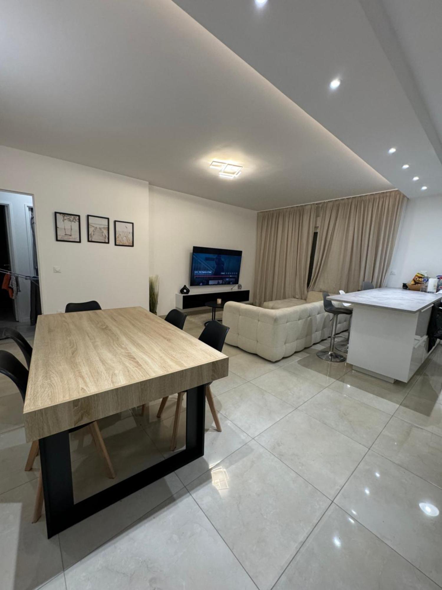Appartement La Defense Champs Elysee Нантерр Экстерьер фото
